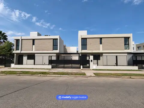 CASA EN ALQUILER VALLE ESCONDIDO, 3 DORMITORIOS, 3 BAÑOS + GALERIA C/ ASADOR Y COCHERA.