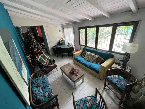 Maestra Clorinda Munzon 400