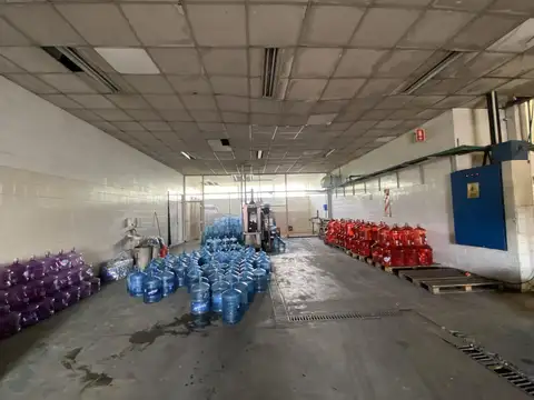 Galpon en Venta en La Plata, USD 1.500.000