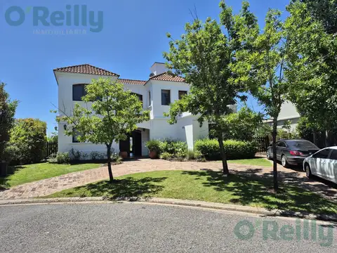 Casa en Alquiler en Villanueva, USD 2.800
