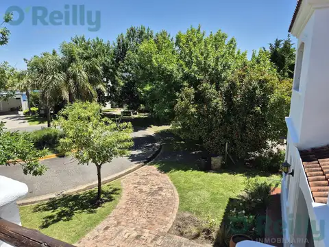 Casa en Alquiler al Este