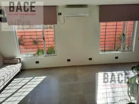 Casa en General Fernandez Oro