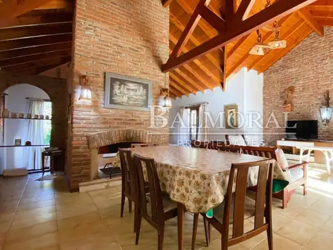 Av. del Libertador 300