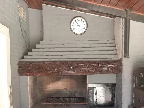 Casa en Alquiler Temporal con 1 cochera