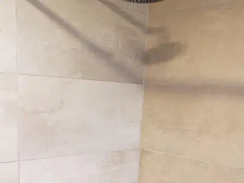 EXCELENTE DEPTO 1 AMB C/BALCON AL FTE!