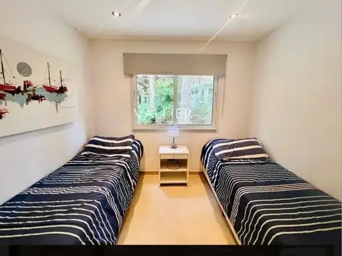 Casa en Alquiler Temporal con 1 cochera