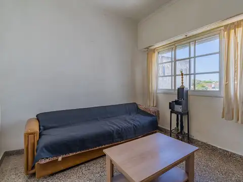 Depto Tipo Casa en Venta de 2 ambientes