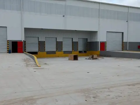 Rivadavia esquina Tierra del Fuego