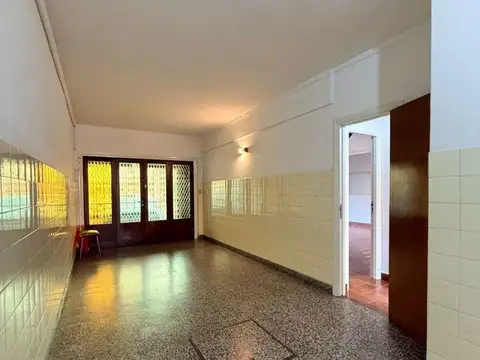 Chalet en venta 4 ambientes apto desarrollo - Güemes