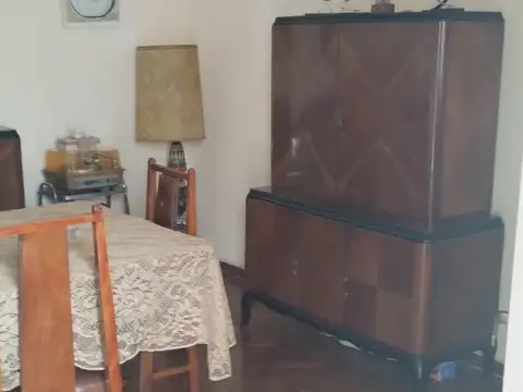 Depto Tipo Casa en Venta 70 años
