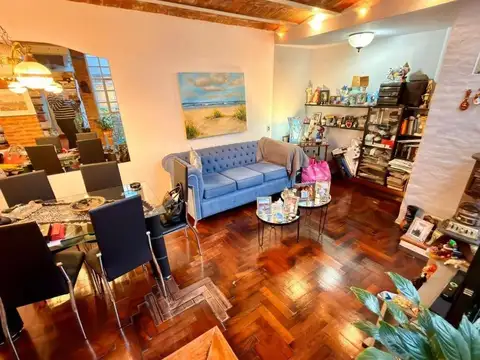 Depto Tipo Casa 3 ambientes con 2 baños