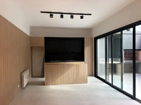 Casa a estrenar de 2 dormitorios + comodín a metros de Bv. Oroño