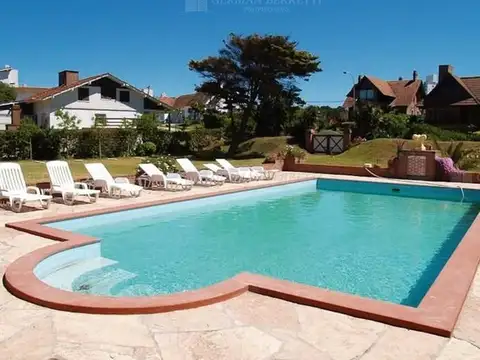 Turístico Hotel  en Venta en Pinamar, Costa Atlántica, Buenos Aires