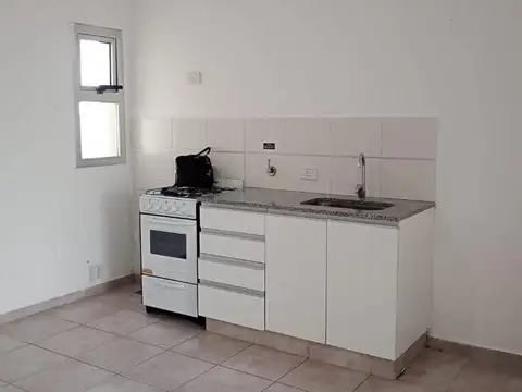 Venta monoambiente Av.13 e/63 y 64