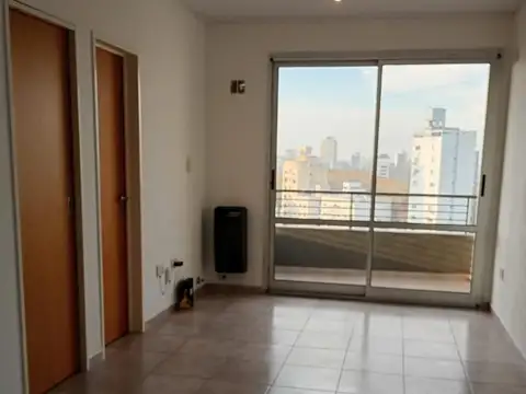 13 1500, Piso 8°