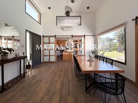 Casa 4 ambientes con 3 baños