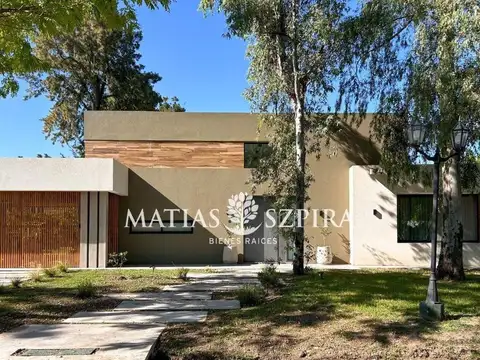 Casa en Alquiler de 3 dormitorios