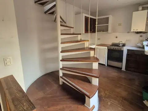 Depto Tipo Casa 3 ambientes con 2 baños