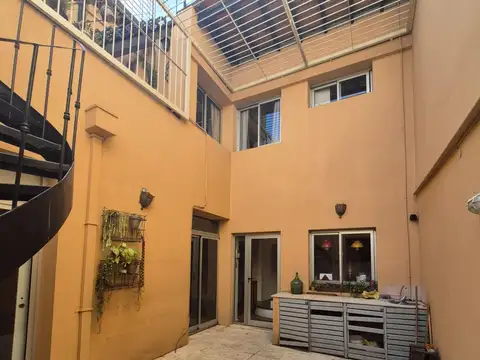 Depto Tipo Casa en Venta de 3 ambientes