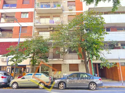 Julián Álvarez 2700, Piso 3