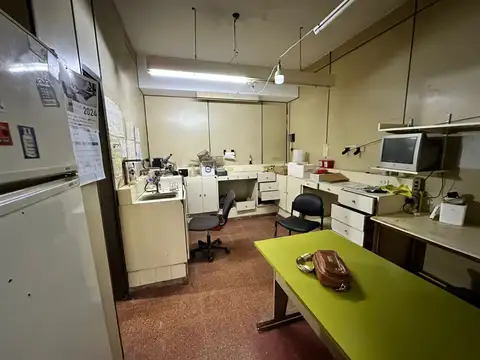 Local en Venta Via Pública