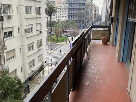 Juncal 1100, Piso 5