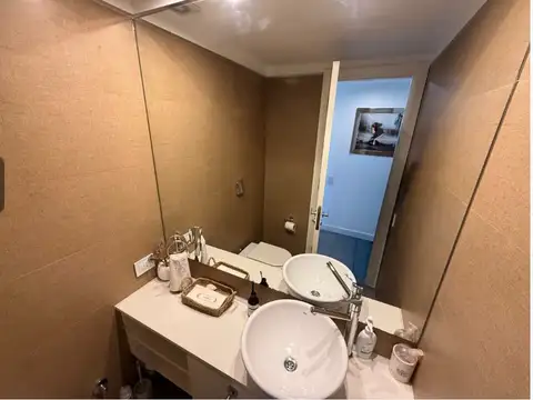 Departamento 4 ambientes con 3 baños