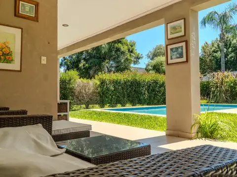 Casa en Venta en Club De Campo El Paso, USD 380.000