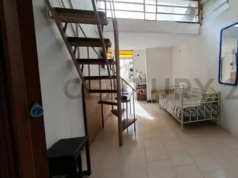 Departamento 5 ambientes con 2 baños