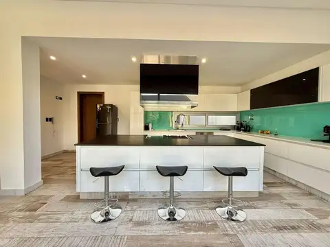VENTA CASA EN BARRIO PRIVADO LUJÁN DE CUYO