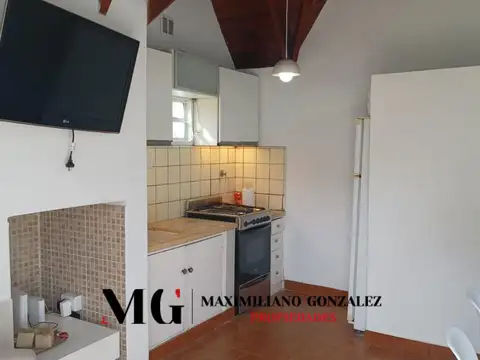 Casa 2 ambientes con 1 baño