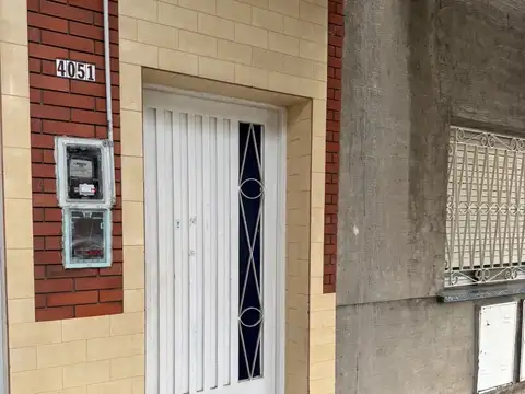 Ph En Alquiler 3 Amb Amplios C/ Patio Y Quincho, Lomas Del Mirador, Provincia De Buenos Aires