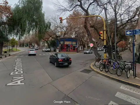 Avenida Bartolomé Mitre 2600