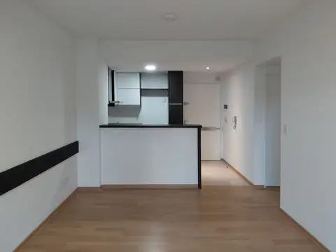 Departamento en Venta en Parque Chacabuco, USD 150.000