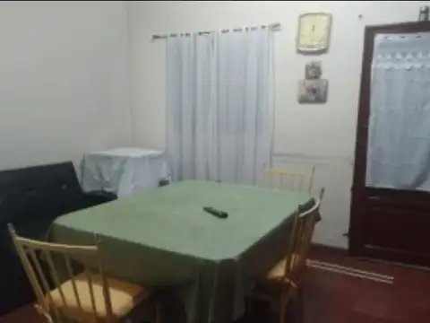 VENTA CASA 4 DORM BARRIO SAN MARTIN CORDOBA