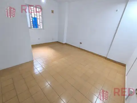 Local en Alquiler en Neuquen, $ 800.000