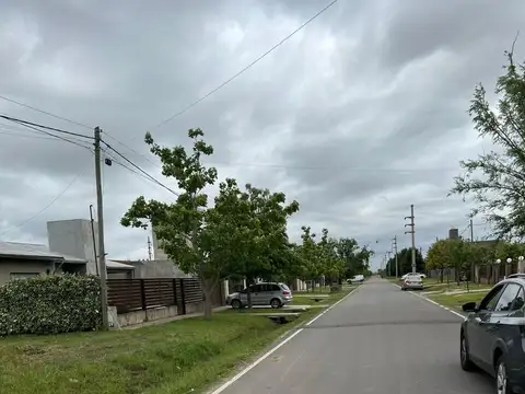 Terreno en Venta 30  mts Fondo