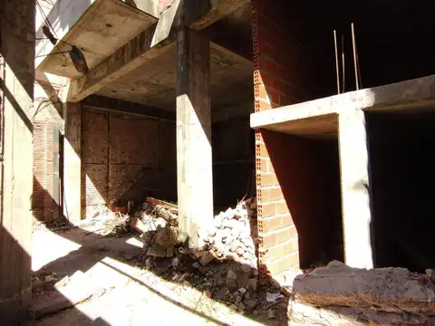 Rioja entre Maipu y San Martin