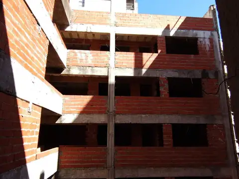 Rioja entre Maipu y San Martin