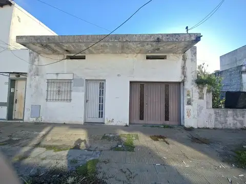CASEROS: Lote 200 m2 - Zonificación Apto Todo Destino  Venta