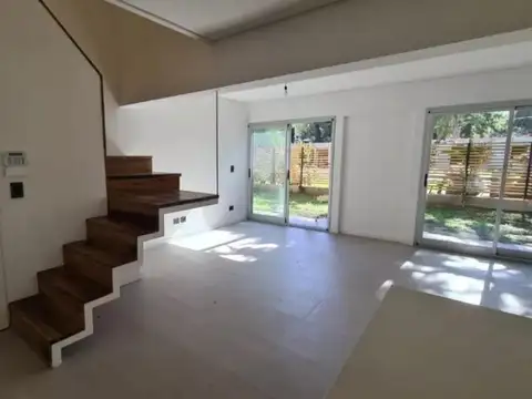 Casa en Venta en Benavidez, USD 132.000