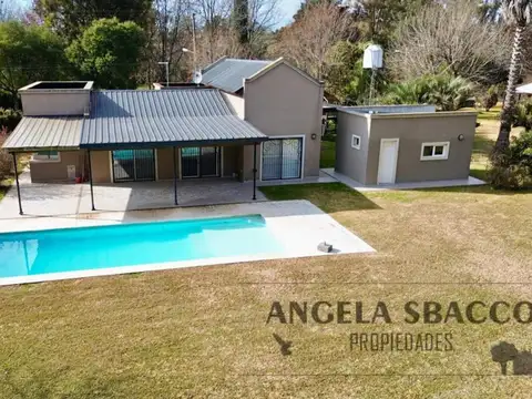 Casa en Venta con 1 cochera