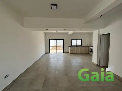 Vía Aurelia sobre Avenida Principal