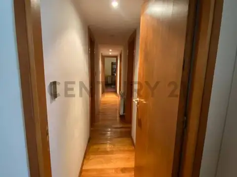 Avenida Champagnat 2006 , Piso 0