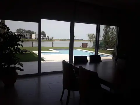 Casa en Venta al Noreste