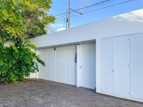 Casa 6 ambientes con 3 baños