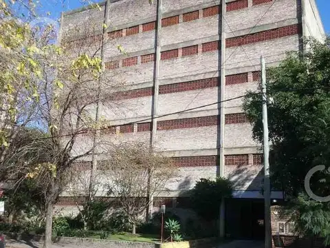Venta - Cochera Lanús Oeste - Lanusita - Excelente ubicación