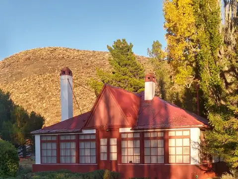 Venta - Estancia de 18.200 hectáreas con costas de lago Santa Cruz
