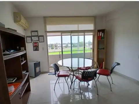 Oficina en Venta en Ituzaingo Norte, USD 70.000