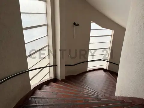 OFICINA / ESPACIO COMERCIAL EN ALQUILER – 454 M²